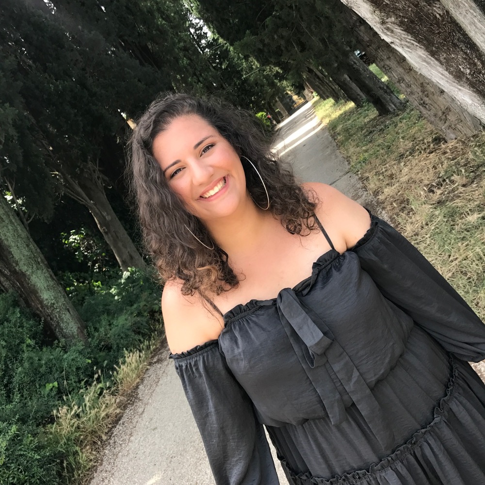 Meet your Posher, Celine